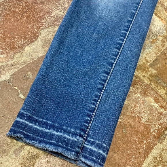 Women's Articles of Society Sarah-Elm Raw Hem Skinny Jeans SIZE 26 Waist - Picture 2 of 8